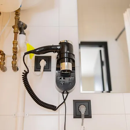 Alphabet - Binnenrotte 102 דירה