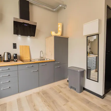 Alphabet - Binnenrotte 102 * روتردام